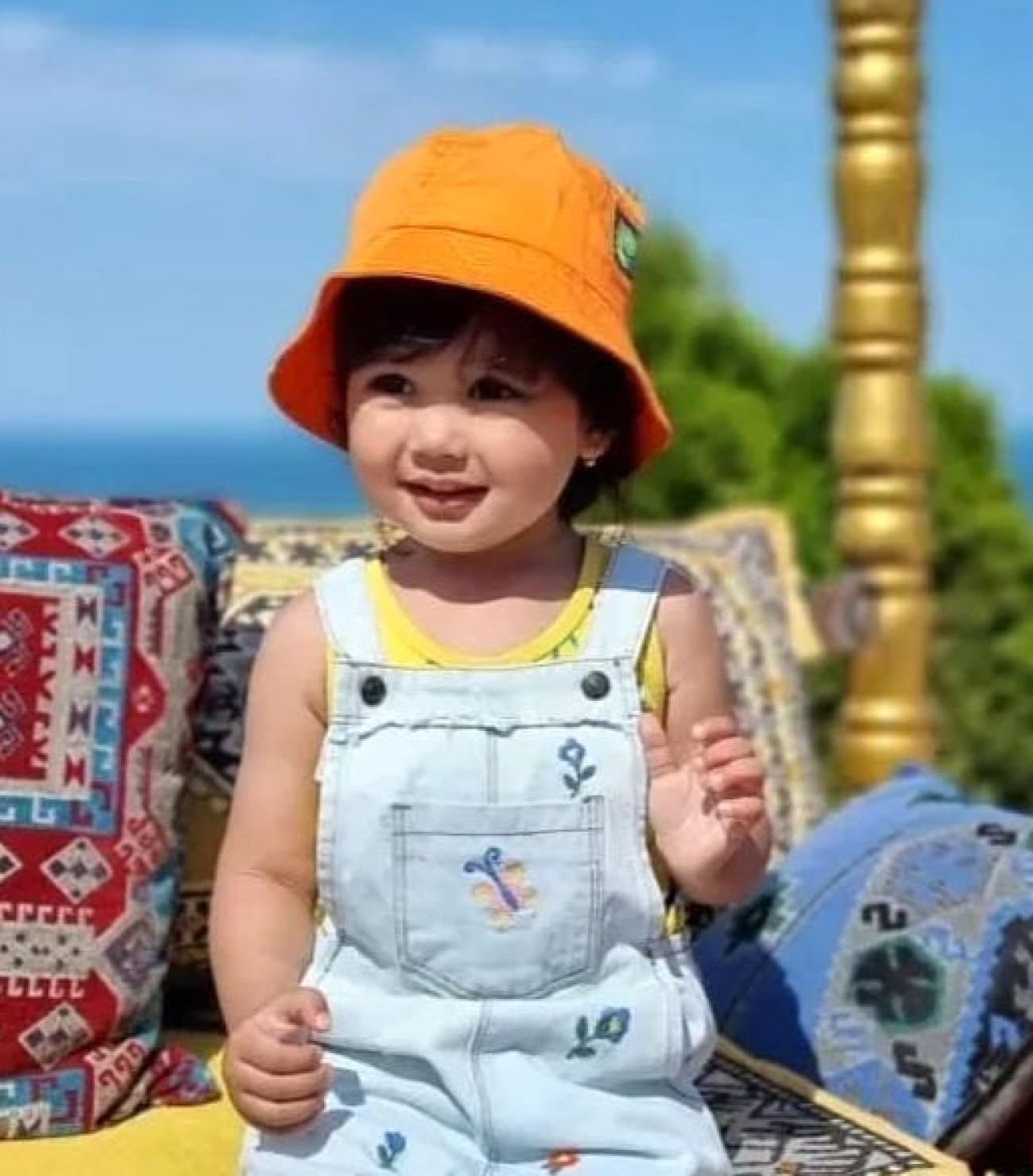 Амина Мирзомуратова